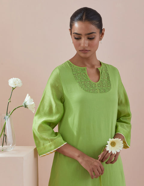 Order A line Kurta with Cropped Pants with Lace & Green Cotton Dupatta (Set of 3) - By Vinusto
