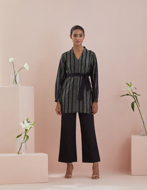 Shop Front Open Tunic in Textured Cotton with Black Pants – Co-ordinate Set of 2 | Vinusto

