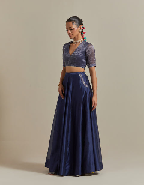 Luxury Embroidered Blue Chanderi Skirt with Color Block Dupatta in Blue & Aqua – Vinusto

