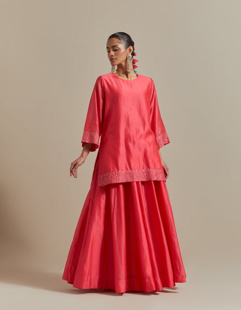 Shop Pink Skirt with Short Kurta in Chanderi Handloom Set of 2 | Vinusto