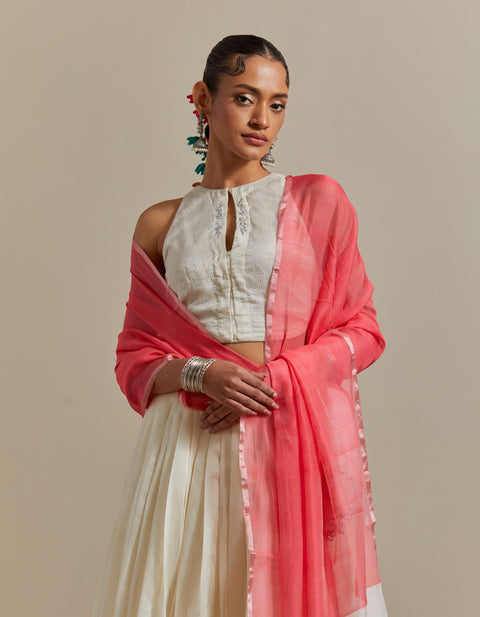 Order Ivory Silver Zari Layered Skirt, Blouse & Pink Chanderi Dupatta Set – Vinusto

