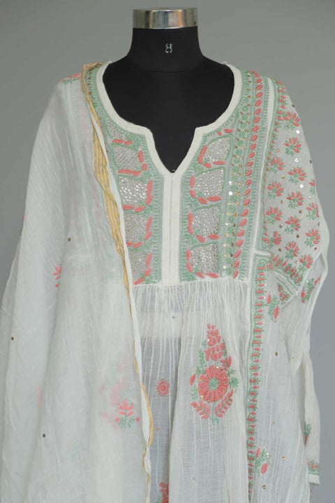 Mulmul Chikankari Kurta and Dupatta in Ivory/ Off White (Set of 2)