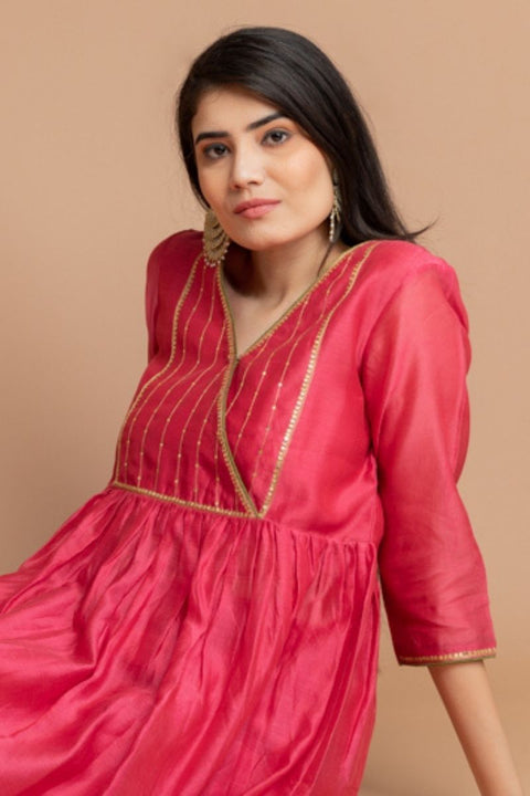 Buy Chanderi Embroidered Kurta, Cotton Pants In Fuchsia by Vinusto