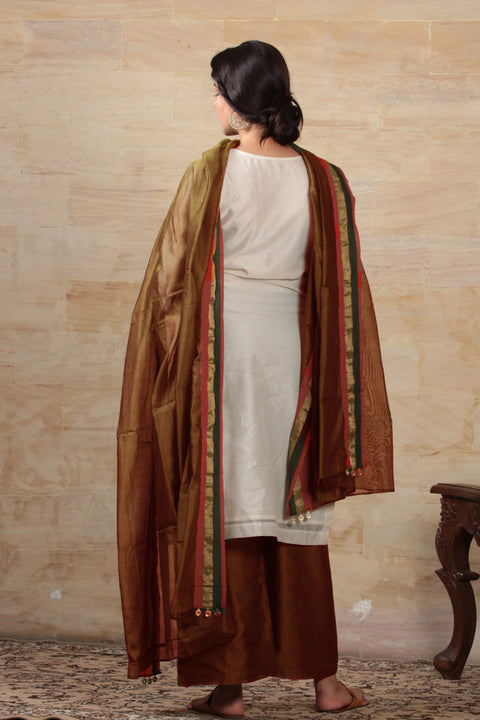 Buy Off-White & Golden Brown Chanderi Kurta & Palazzo with Hand-Woven Brown Dupatta - Set of 3 | Vinusto